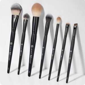 BK Beauty Nikki LaRose Pro Artist Series Makeup Brush Set - Black